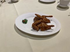 玻璃脆皮乳鸽-利苑酒家(金宝店)