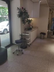 -PE SALON