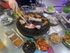 -玄希浪漫厨房·韩料烤肉(湖滨银泰in77店)