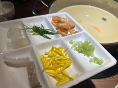 -揽季锅物会·海鲜姿造(五四路店)