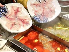 -7号院街鲜鱼府·涮烤一体(酒城华府总店)