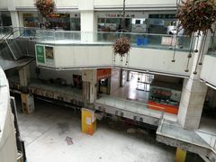 -东方巴黎购物广场