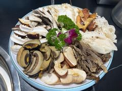 -野菌皇海景野生菌火锅(滨海大道店)