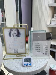 -PE SALON 