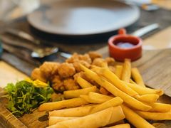-窗外西餐厅(普罗理想国店)