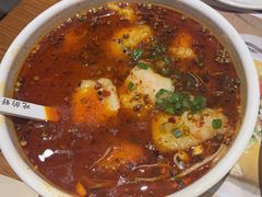 -渝是乎酸菜鱼(龙旗购物中心店)
