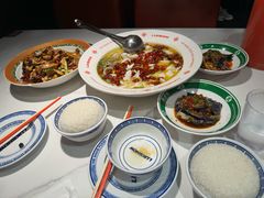 -禄鼎记·排队俩小时都要吃的酸菜鱼(石牌桥店)