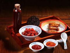 -湘下佬老长沙吃货铺(广场莱斯店)