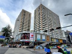 -罗伯特眼镜·蔡司官方授权(罗湖国贸店)