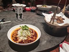 -鸽子侯·家宴·平价海鲜(绿地店)