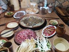 -滇翁·云南酸菜牛肉火锅(合肥首店坝上吾悦广场店)