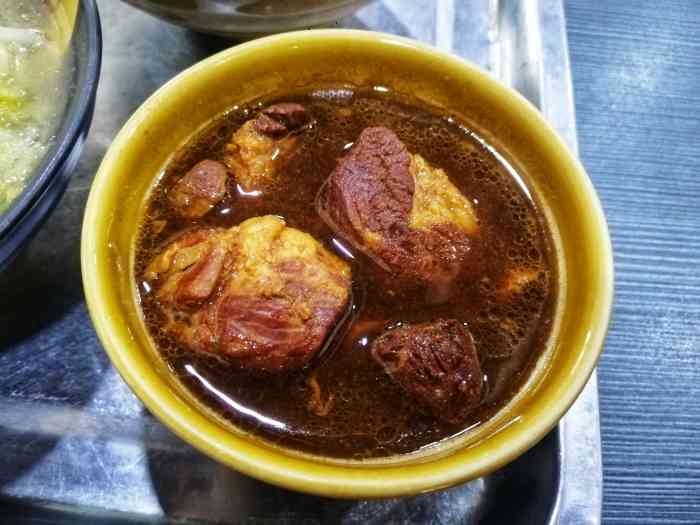 李记坛肉馆-"请家人一起去吃的饭,点了坛肉,酸菜,豆腐.