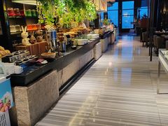 -唐拉雅秀酒店-西锦汇空中BBQ·思创餐厅