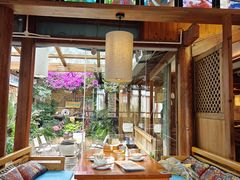 -菌自由丨野生菌火锅特色庭院餐厅(丽江古城店)