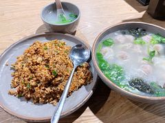 咸蛋黄海鲜炒饭-样样体面(宝安支路店)