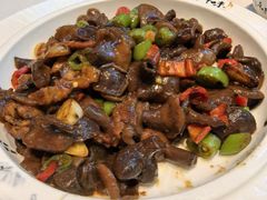 小炒牛肝菌-原鄉本味 楚菜 丹江口鱼(北苑店)