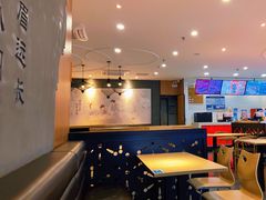 大堂-大娘水饺(浒崇路大润发店)