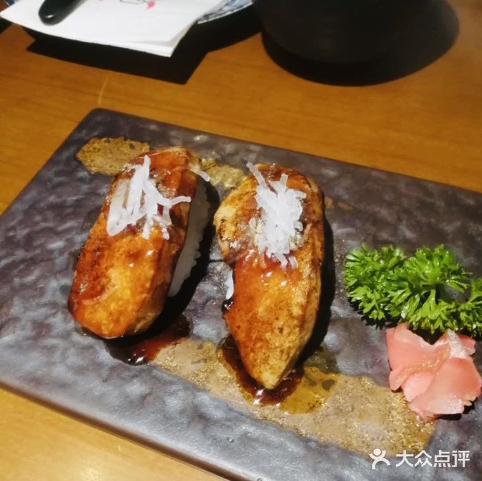 魔丼屋(日月光店)鹅肝寿司图片