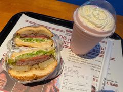 -The Habit Burger Grill 哈比特汉堡(复兴soho店)