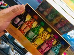 -综合保税区进口商品直销中心(新百店)
