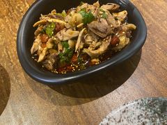 -老城区炭火牛蛙锅(国展中心店)