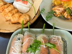 -大头虾越式风味餐厅(光明广场店)