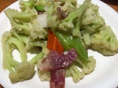 有机菜花炒腊肠-頂好酒家·经典粤菜(海信广场店)