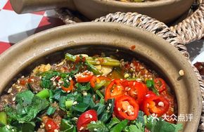 Stir-fried Yellow Beef with Lion's Mane Mushroom