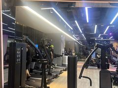 -威克健身游泳(万菱汇店)