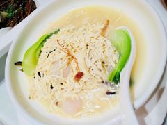 -HOMES上海本帮菜(襄阳公园店)
