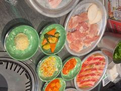 -欧巴炭烤肉오빠숯불구이(南京东路店)