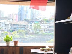 -包整·丝娃娃(一览甲秀楼风景店)