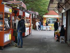 -三亚火车头万人海鲜广场