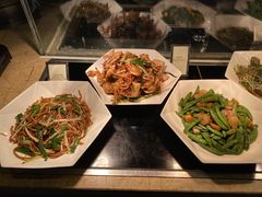 -大中华希尔顿酒店-念自助餐·嗨啤·小龙虾