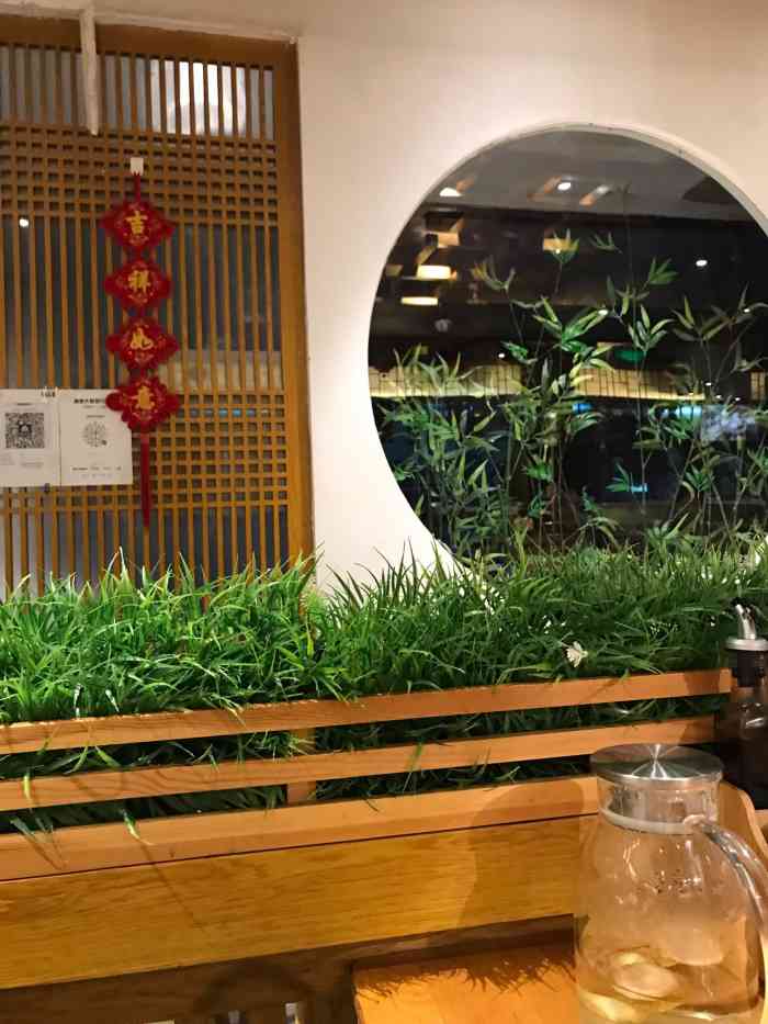 伊喜餐厅-"考试的时候路过,解决午餐的地方,味道真心.