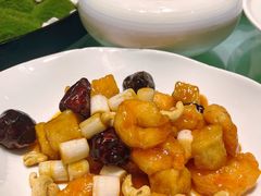 -湖畔鲁菜·二十年老字号餐厅(大明湖店)