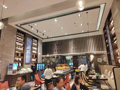-美食汇海鲜自助餐厅·小龙虾烧烤(富力万达文华酒店)
