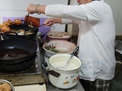 -阿婆油墩子(五里桥路188弄小区店)