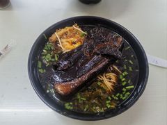 -小龙大肉面馆