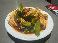 -陈熹公民族美食文化餐厅·清真(中华广场店)