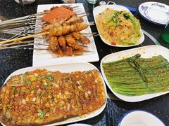 -老何太太鹤岗小串·团建聚餐(龙华店)