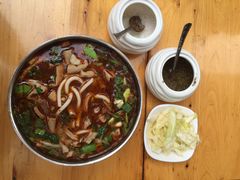 -遵义虾子张六羊肉粉(普陀路店)