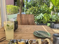 -靡瑅miti西式融合餐吧(星海湾水岸风情街店)