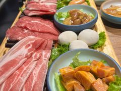 -明洞阿姨·韩式酱蟹烤肉·创意料理(三元桥店)