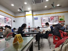 大堂-燊意布拉肠云吞面(中山四路店)