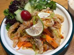 -暹罗酒肆泰餐厅酒吧