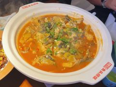 鱼头特色家常烧-魏铭鱼头捞饭(晋阳路店)