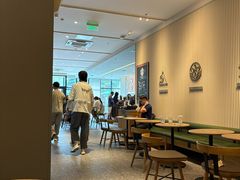 -星巴克臻选(威海威高广场店)