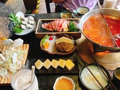 -湊湊火锅·茶憩(新中关购物中心店)