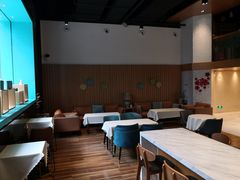 -莎琳娜食品有限公司·蛋糕店
